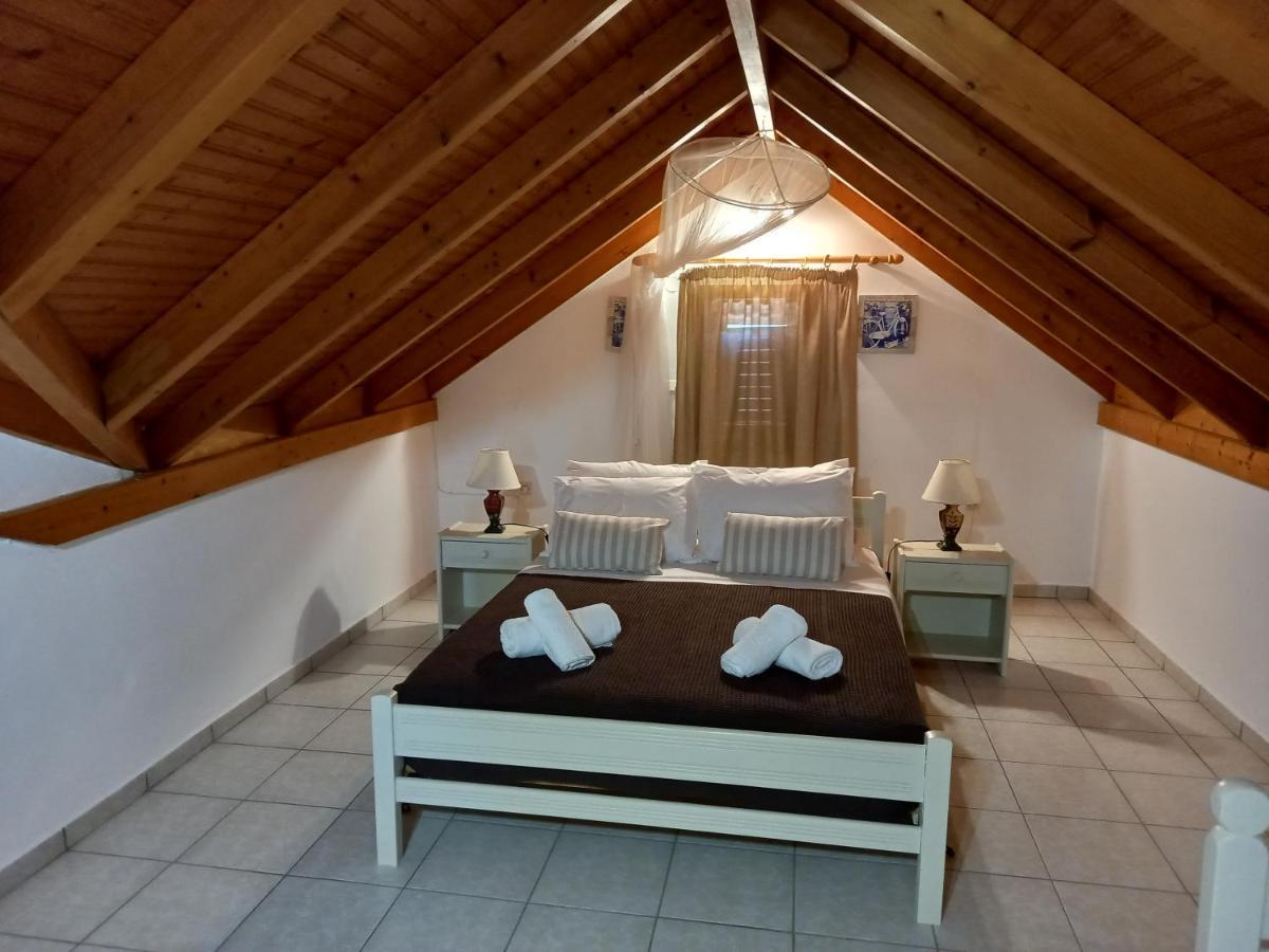 Marketos Apartments Svoronata Luaran gambar