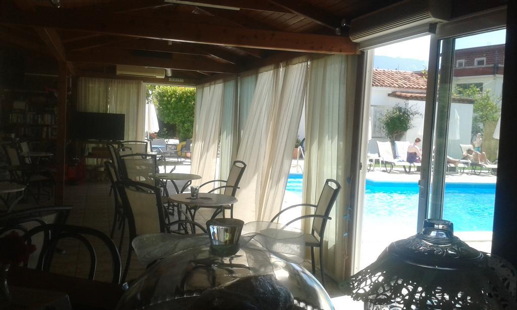 Marketos Apartments Svoronata Luaran gambar