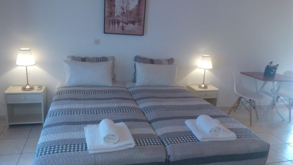 Marketos Apartments Svoronata Luaran gambar