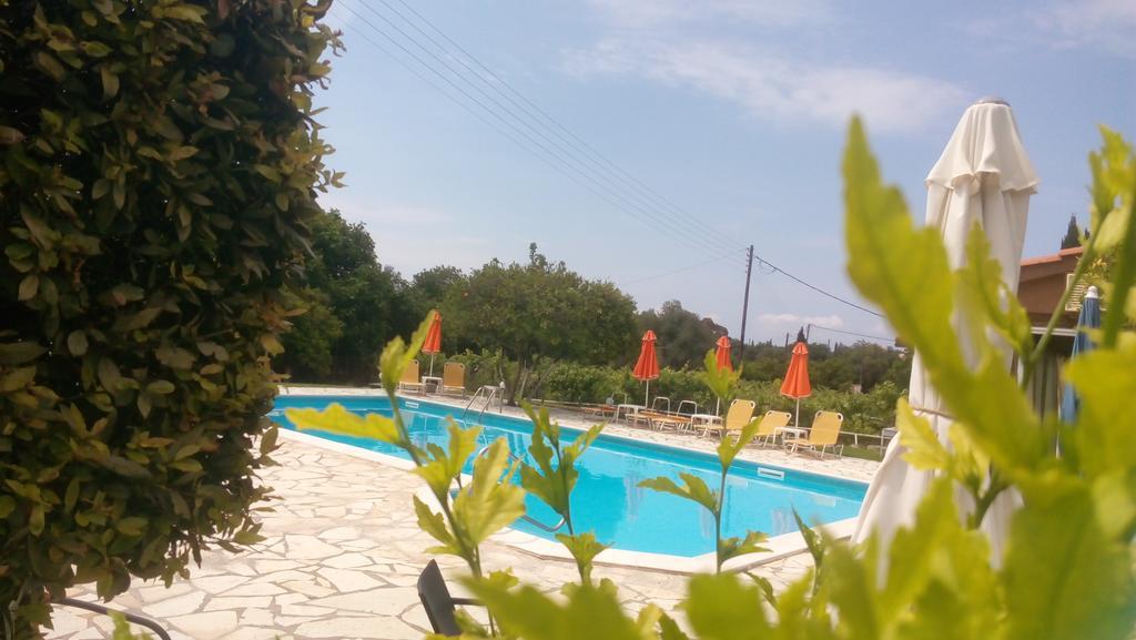 Marketos Apartments Svoronata Luaran gambar