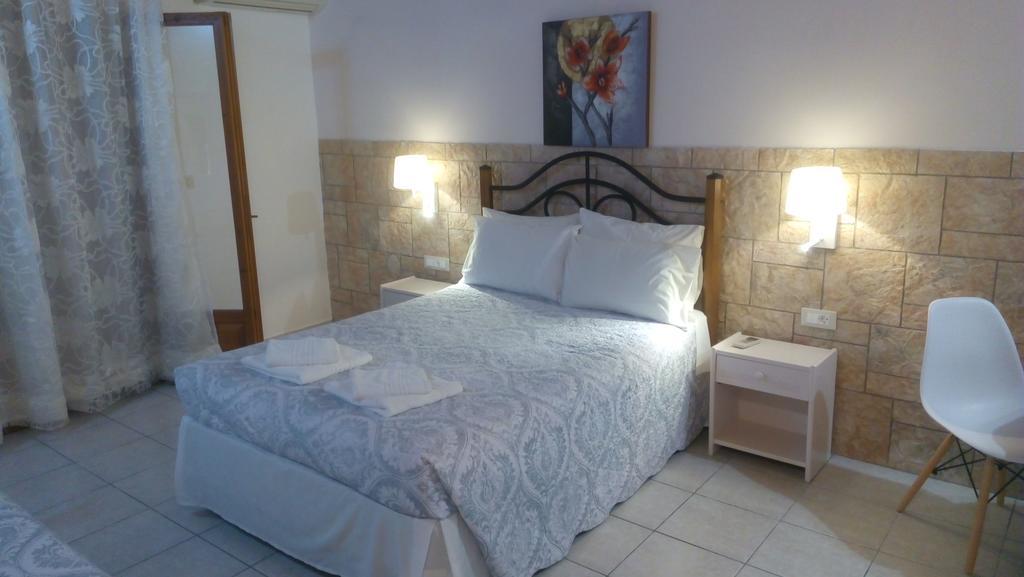 Marketos Apartments Svoronata Luaran gambar