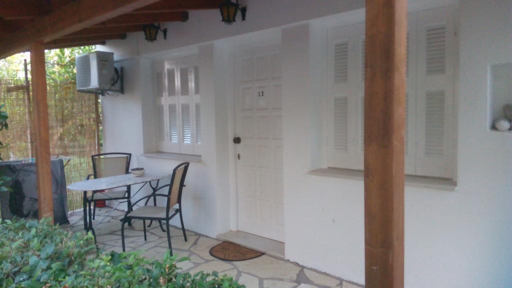Marketos Apartments Svoronata Luaran gambar