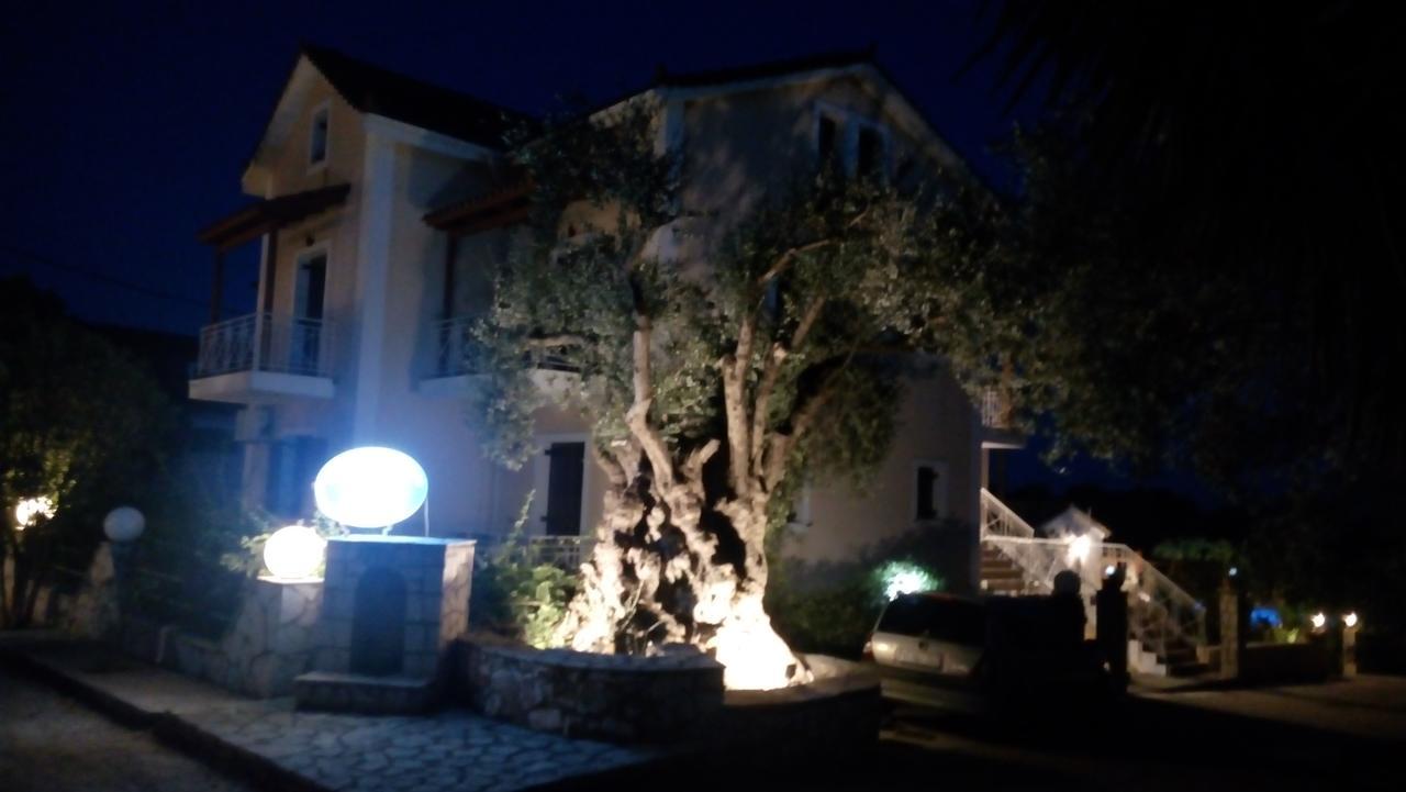 Marketos Apartments Svoronata Luaran gambar