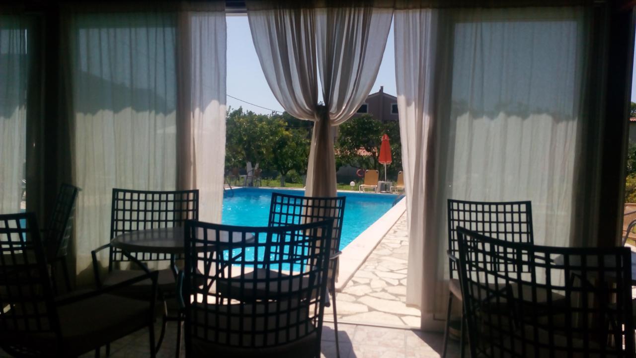 Marketos Apartments Svoronata Luaran gambar