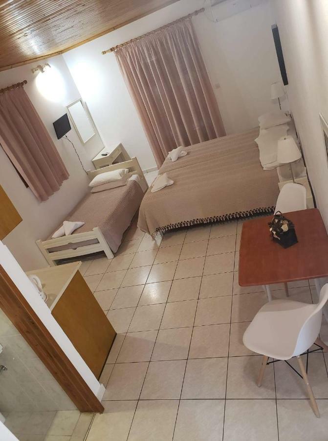 Marketos Apartments Svoronata Luaran gambar